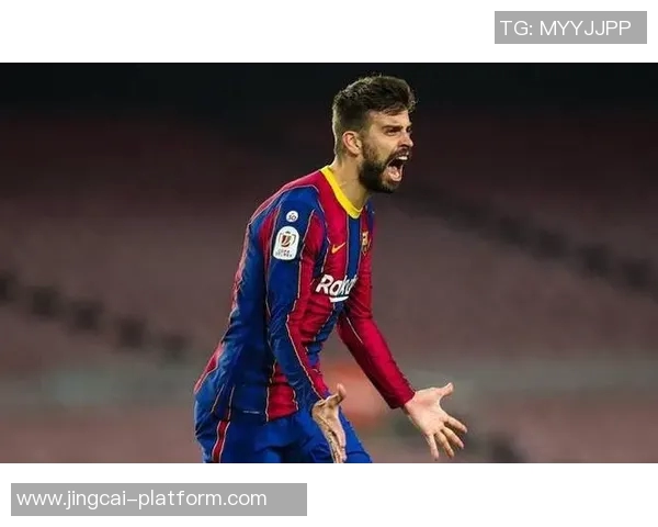 国王杯精彩对决那不勒斯逆转多特蒙德引发争议判罚热议